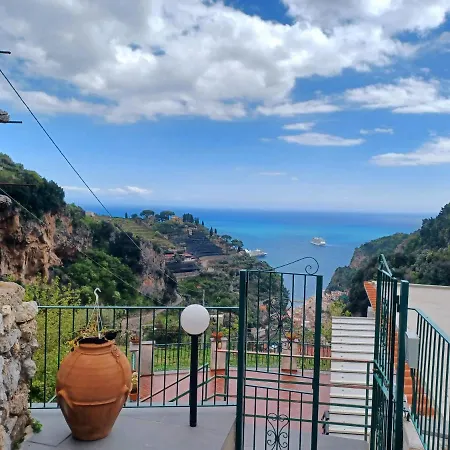 Holiday home Casa Fiore Pontone