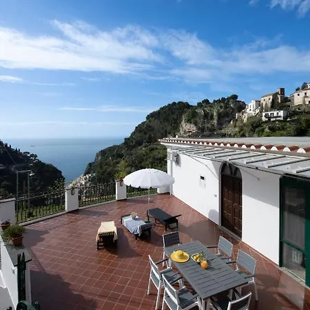 Casa Fiore Holiday home Pontone